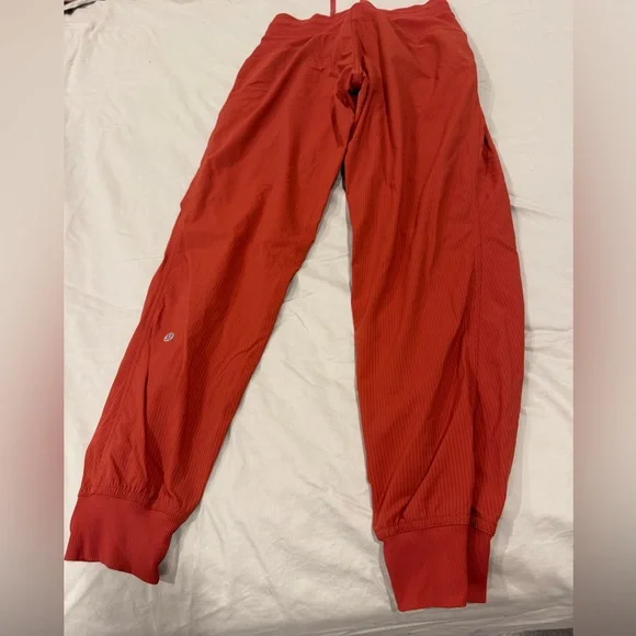 Lululemon Athletica Dance Studio Mid Rise Joggers. Rust color. Size 4. EUC! - Picture 3 of 4